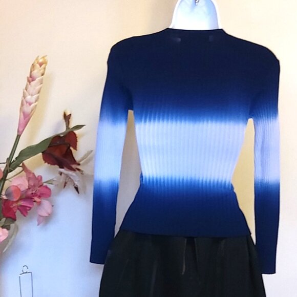 NWT Women’s Navy Blue Dip-dyed Lightweight V Neck Long Sleeve Cardigan Sweater - Picture 7 of 7